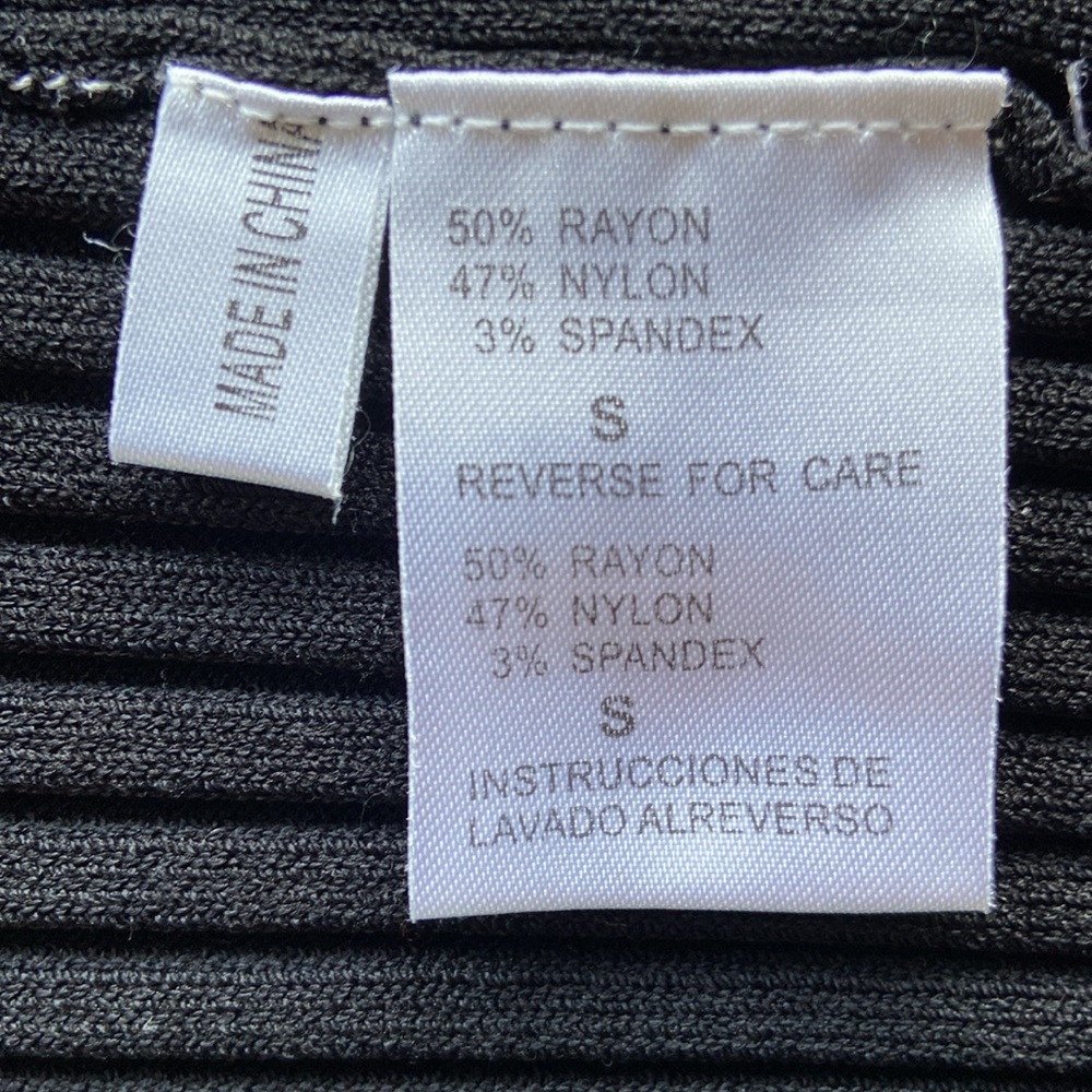 Black Ribbed Sleeveless Top S - Picture 4 of 4